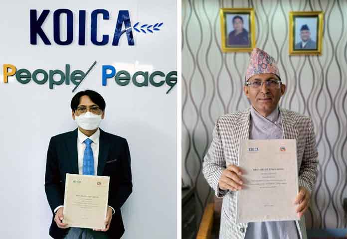 Secretary at the MoEST Ram Prasad Thapaliya (right) and Country Director of KOICA Nepal Office Sunghoon Ko signed documents of Korean assistance worth of US $8.6 million grant to Nepal on behalf of Governments of Nepal and Korea respectively. Photo: KOICA 